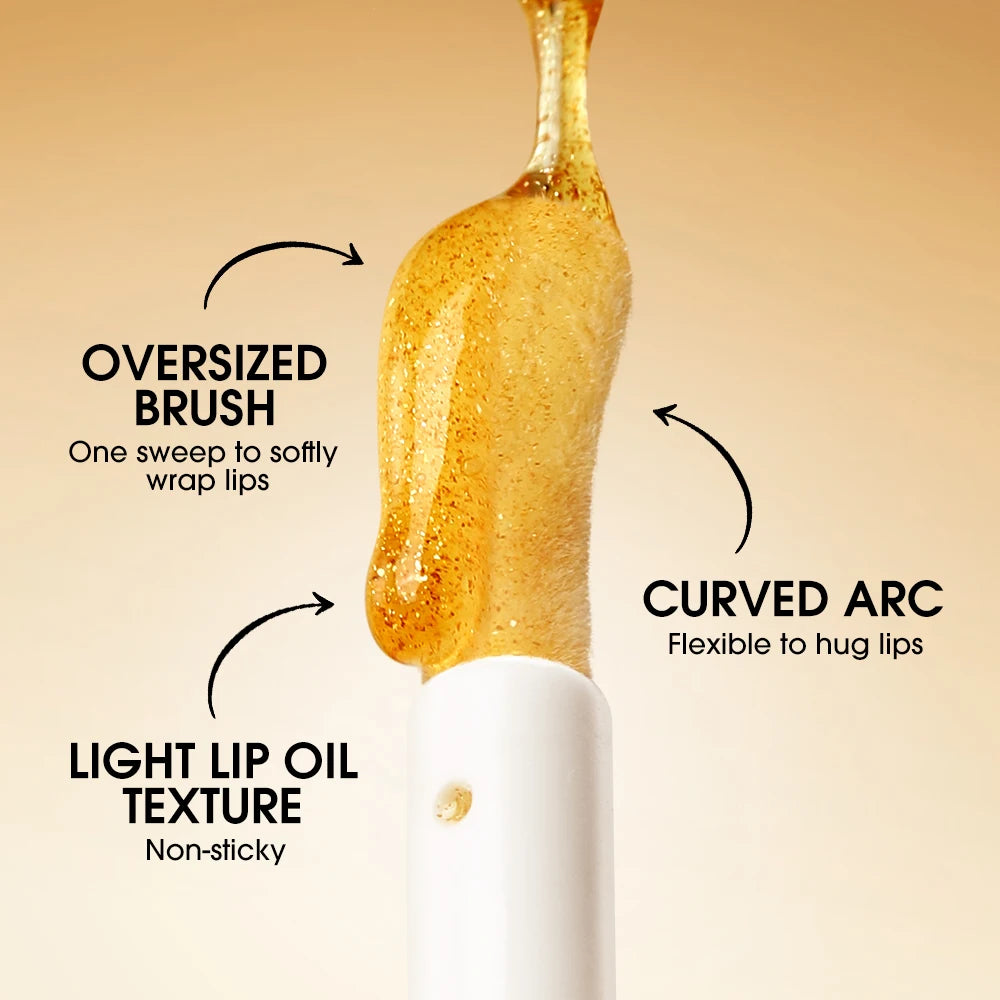 O.TWO.O Lip Oil Gloss — Moisturising, Non-Sticky & Plumping Lip Treatment